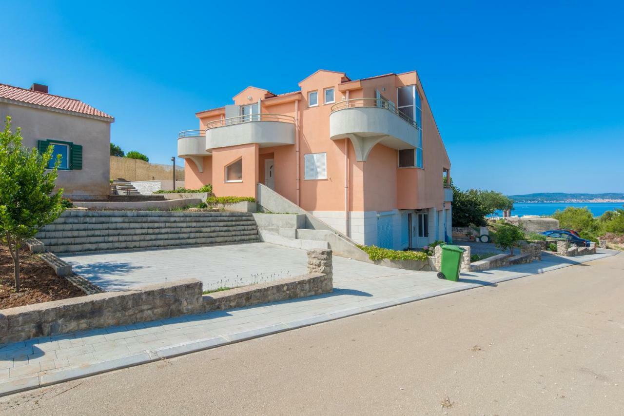 Holiday Home Matela Zára Kültér fotó